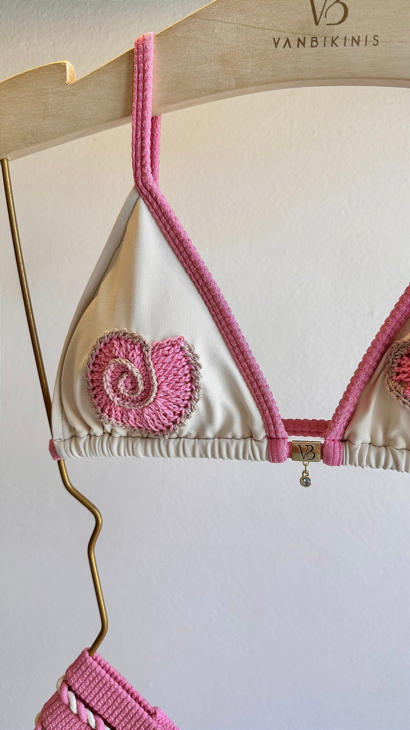 Cortininha Ilhabela Rosa e Off White (CALCINHA NÃO INCLUSO)