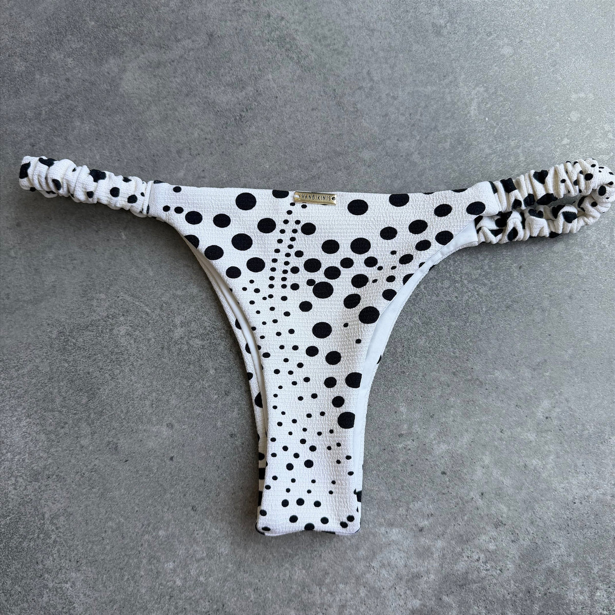 Calcinha Frufru Lumiere Off White (top não incluso)