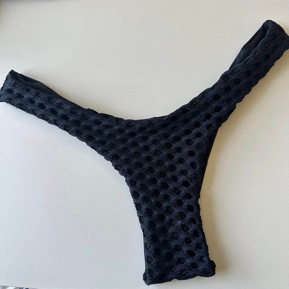 Calcinha Asa Delta Mônaco Preto ( BOJO NÃO INCLUSO)