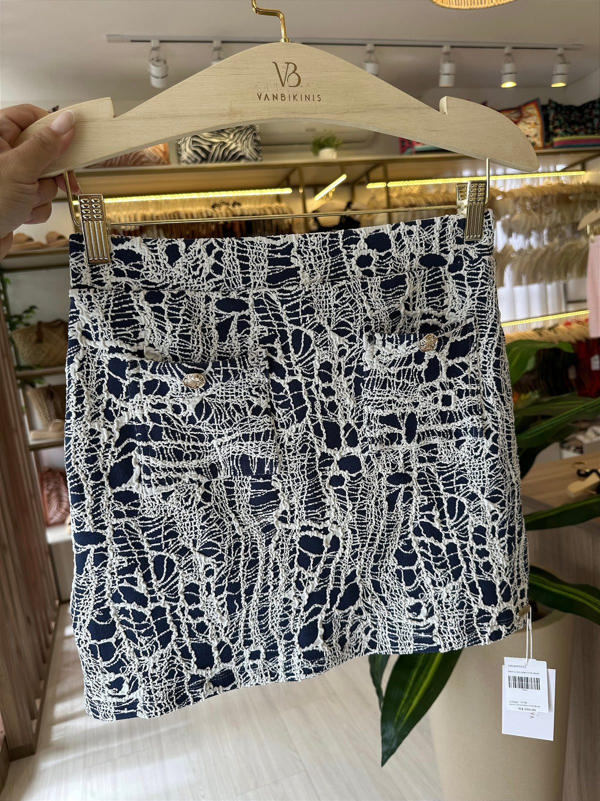 Saia bolsinho com botão denim ( valor somente da saia )