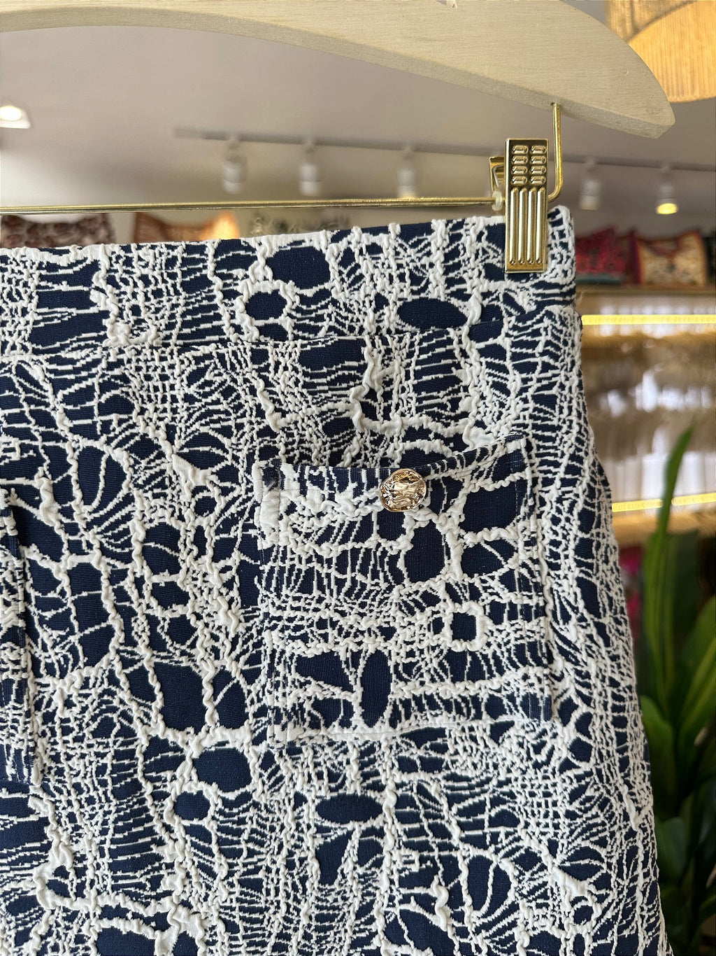 Saia bolsinho com botão denim ( valor somente da saia )