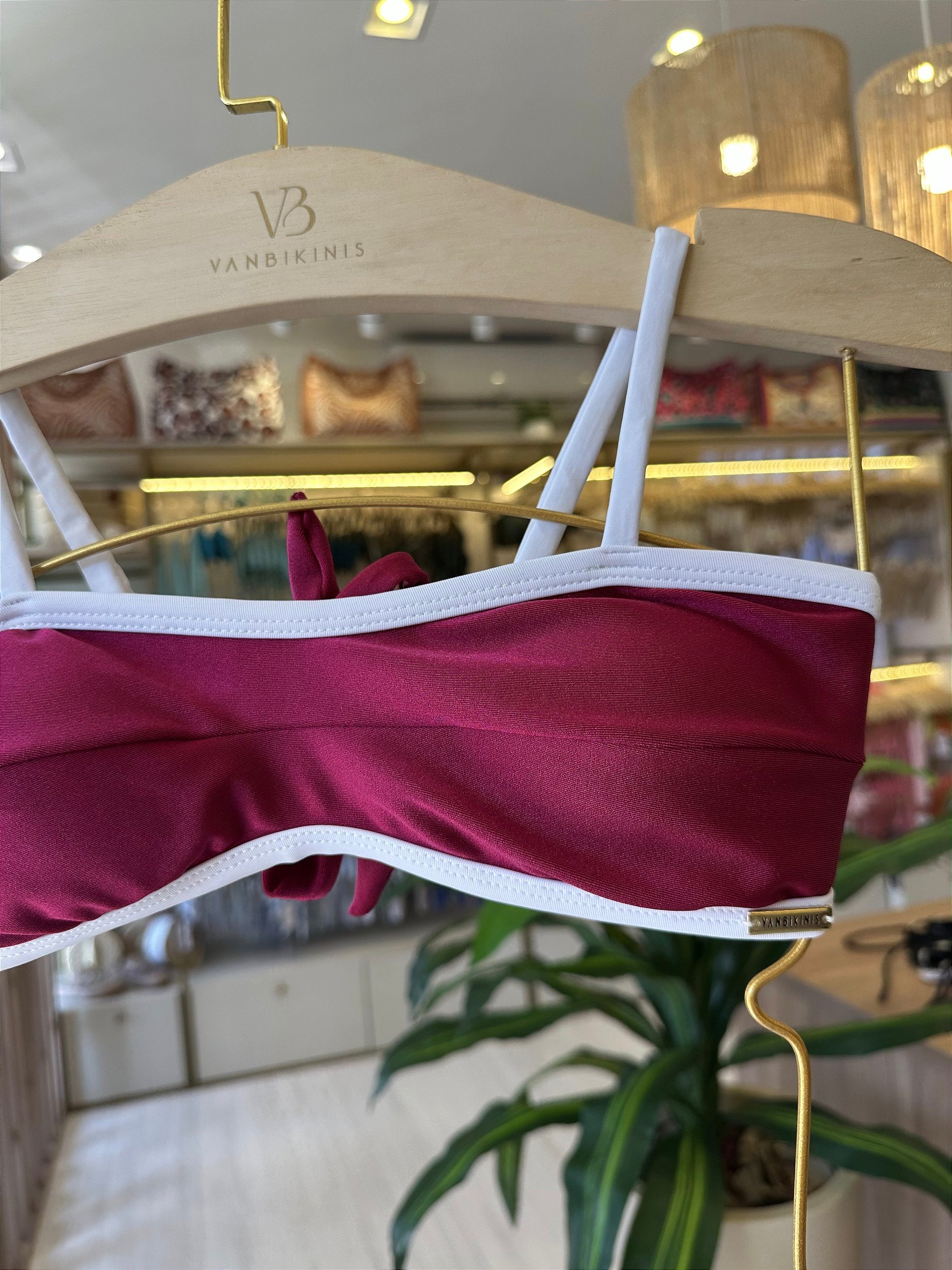 Top com bojo removível 2304 Glow bordo e Viés branco ( CALCINHA NÃO INCLUSO)