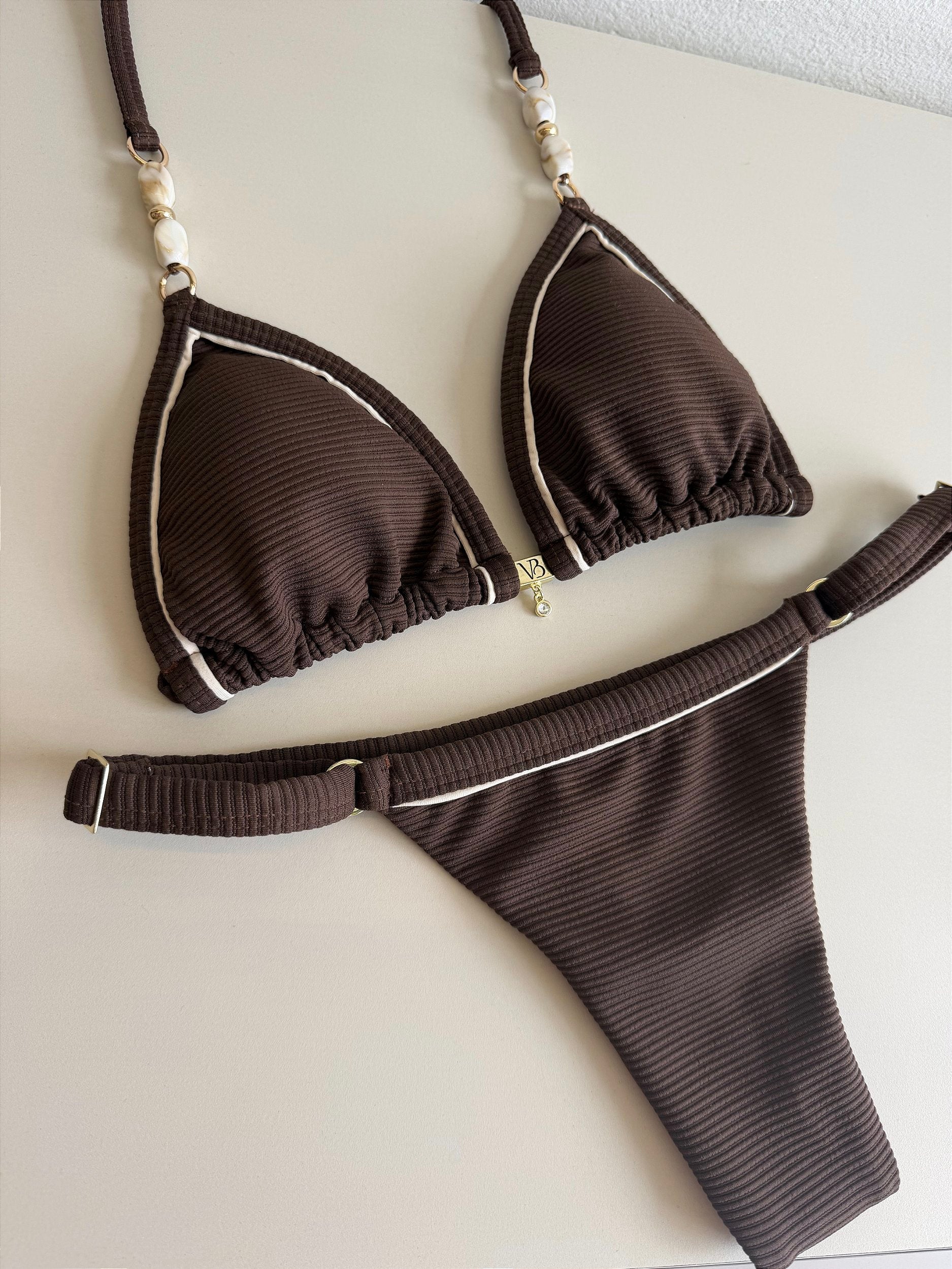 Calcinha Regulagem Celinne Marrom e Off White (BUSTO NÃO INCLUSO)