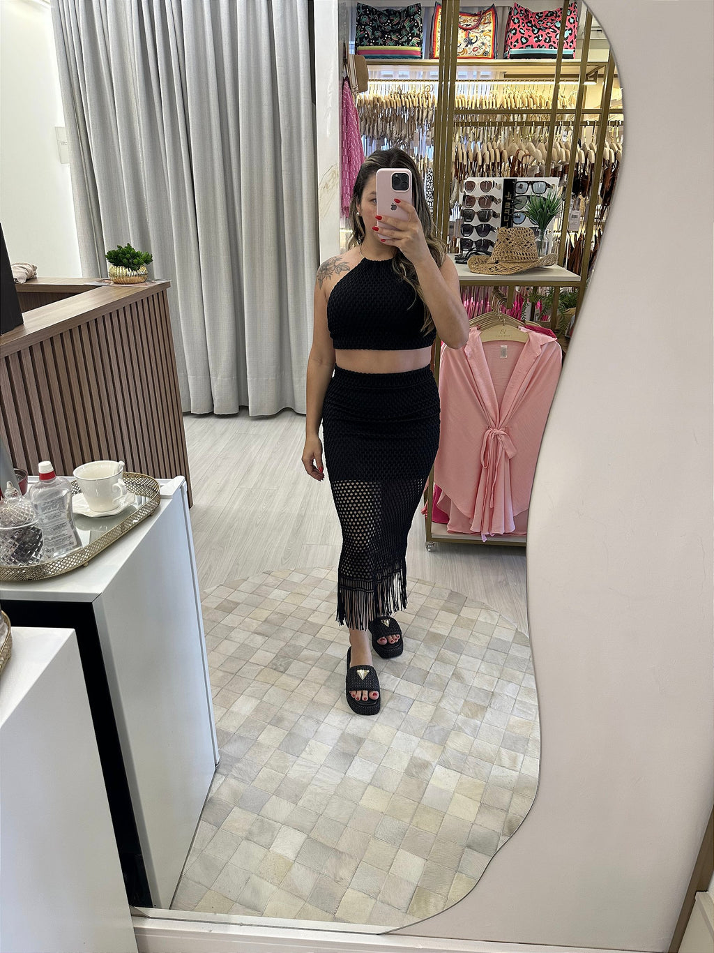 Conjunto Milão preto saia e croped ( tamanho único)