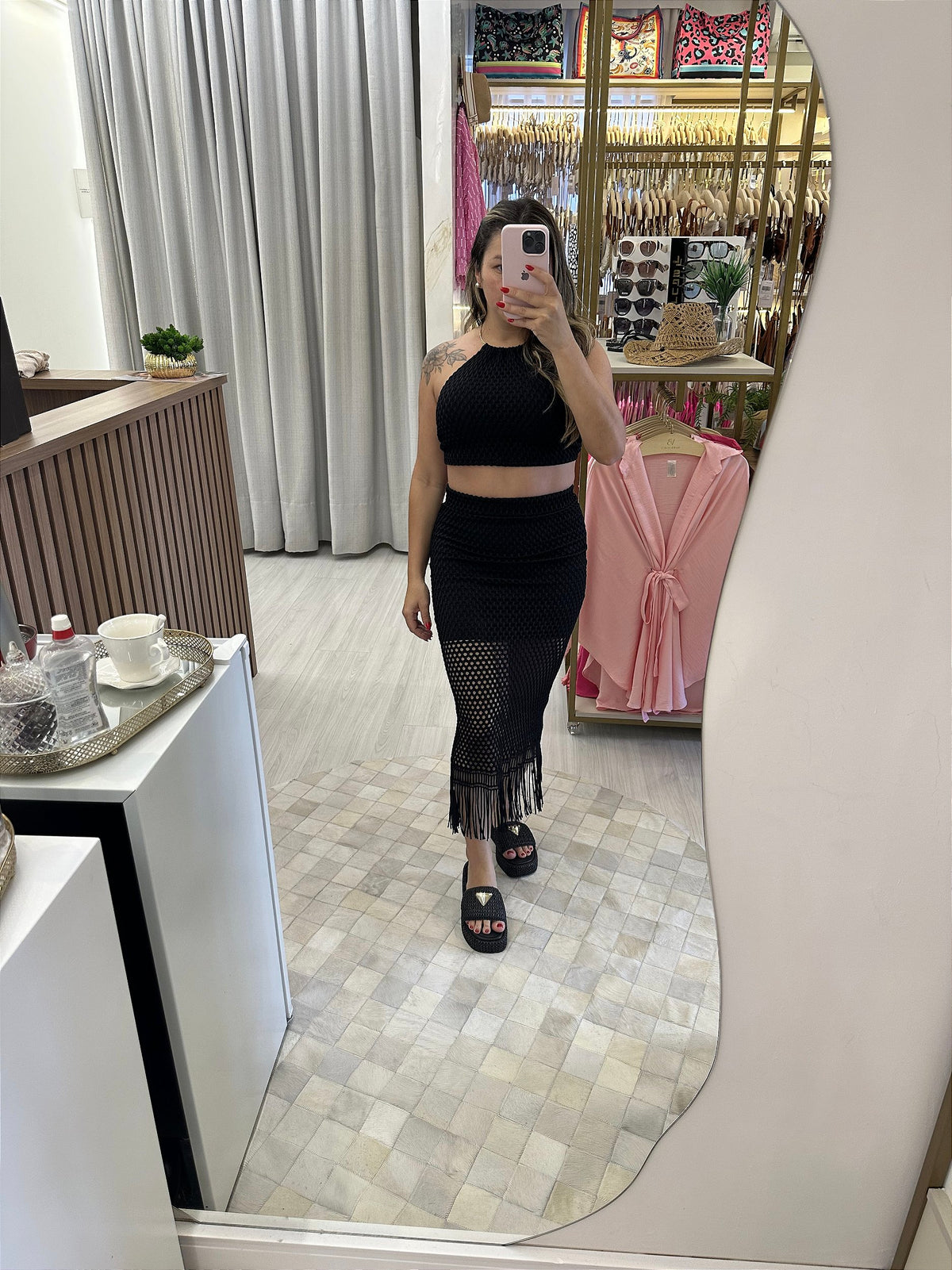 Conjunto Milão preto saia e croped ( tamanho único)