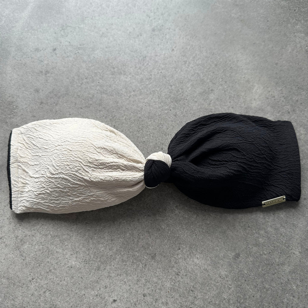 Top tomara caia nó dual color Carmel Off e preto (calcinha não inclusa)