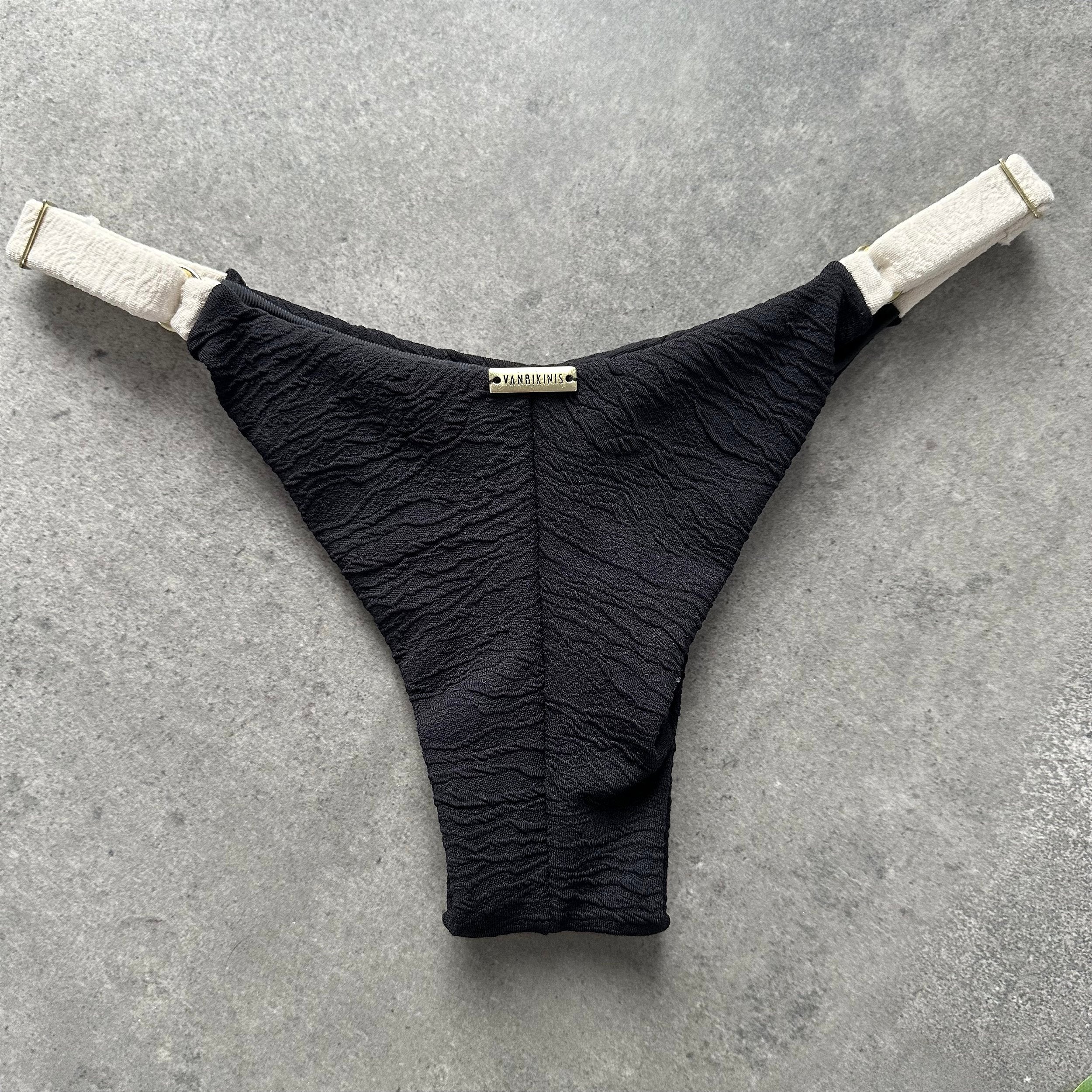 Calcinha Fita dual color Carmel Preto e Off white (BUSTO NÃO INCLUSO)