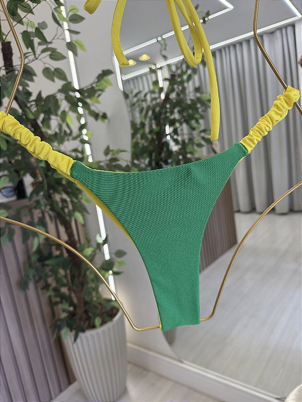 Calcinha Semi Fio frufru Brasil Core (top não incluso)