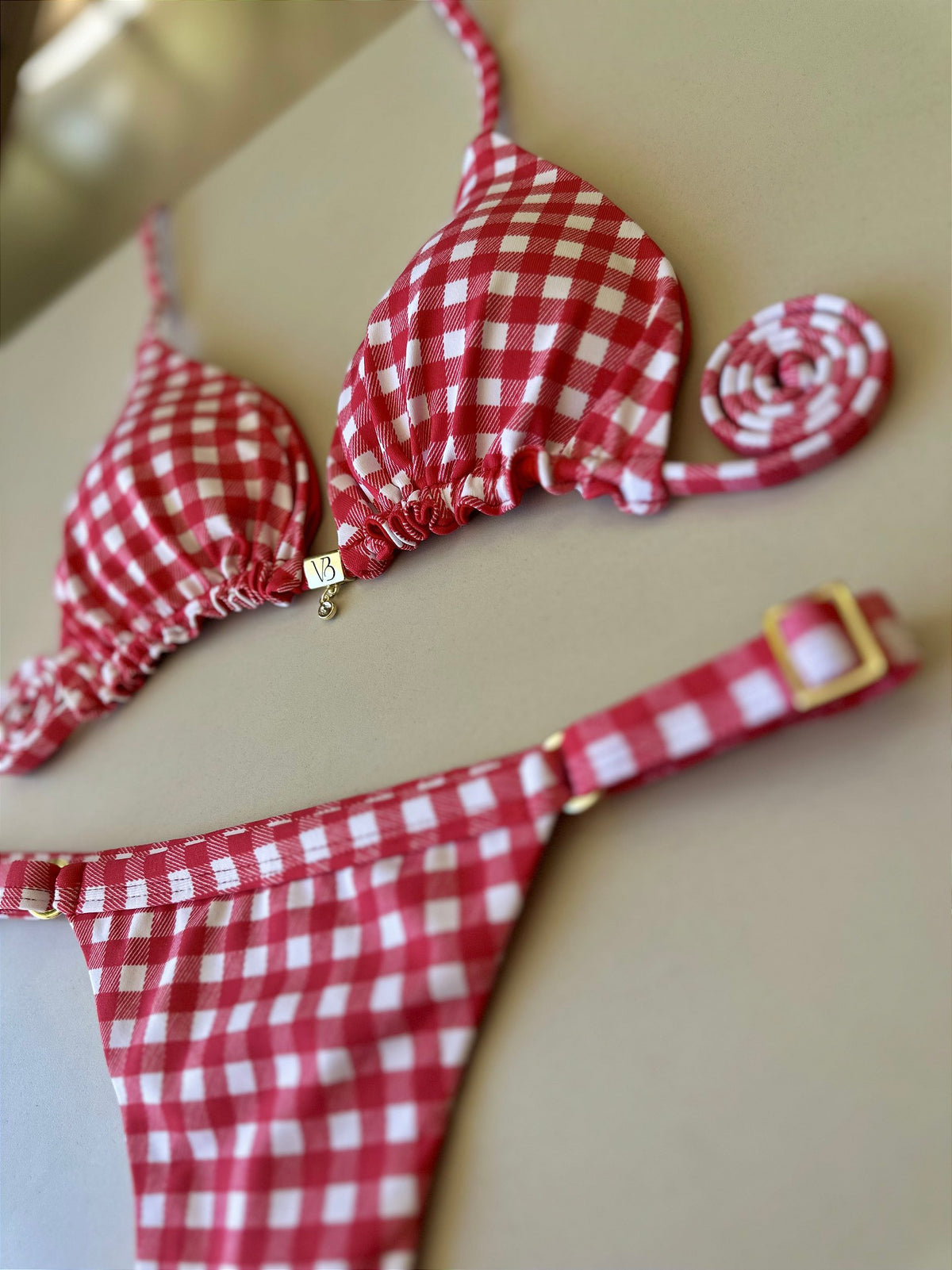 Calcinha Regulagem Xadrez vermelho (BUSTO NÃO INCLUSO)
