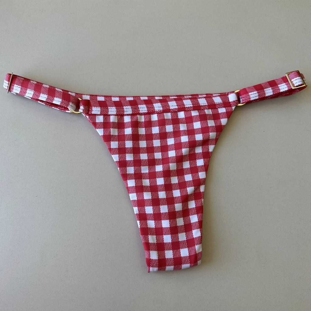 Calcinha Regulagem Xadrez vermelho (BUSTO NÃO INCLUSO)