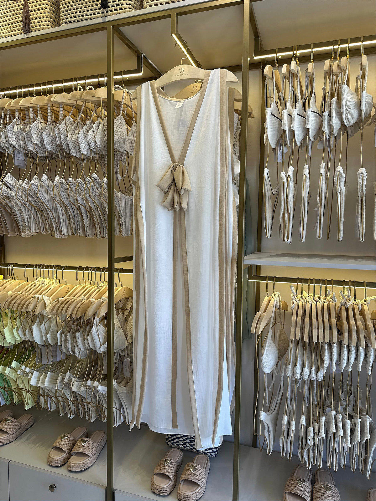 Saída Verona laços Off white e café com leite